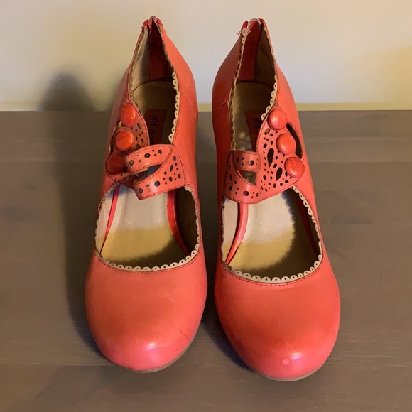 Miz Mooz Coral Leather Mary Janes - Women’s Size 7 - Picture 3 of 9